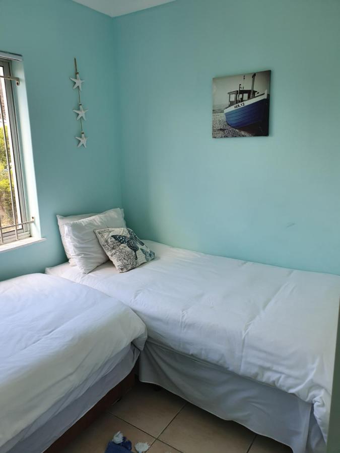 Sea And Mountain View Apartment Gordons Bay Luaran gambar
